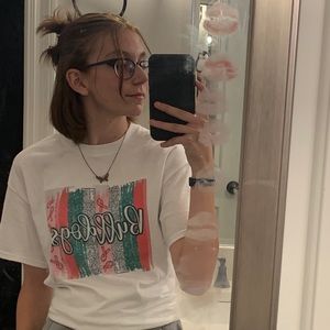 Meet your Posher, Isabella